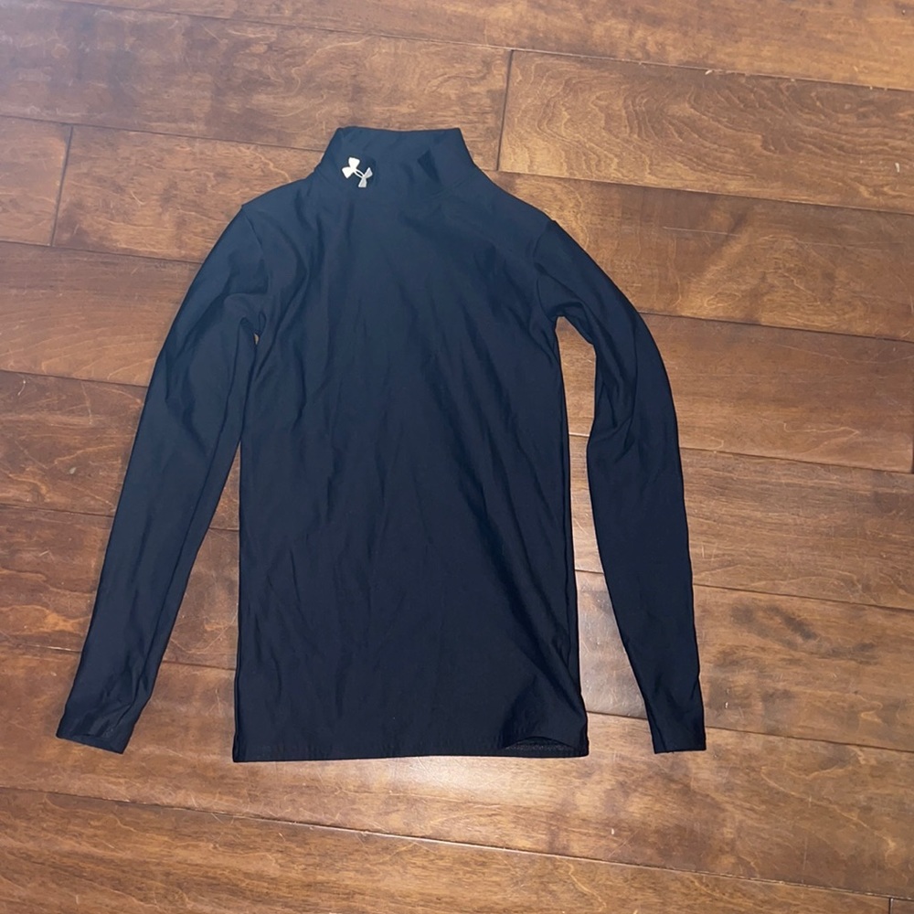 under armor thermal long sleeve